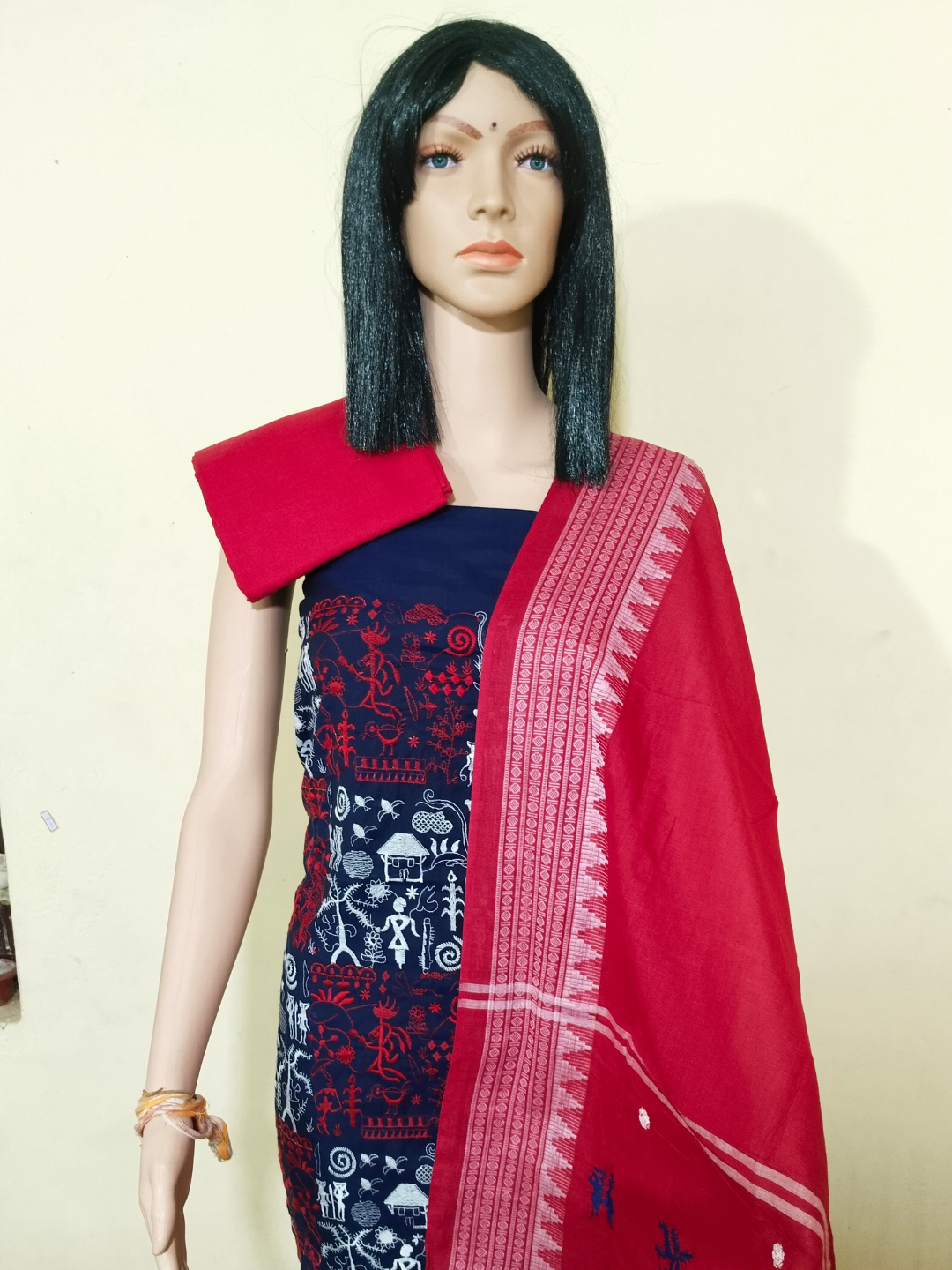 Box Tribal Embroidery Design Ladies Dress Material Red Custom